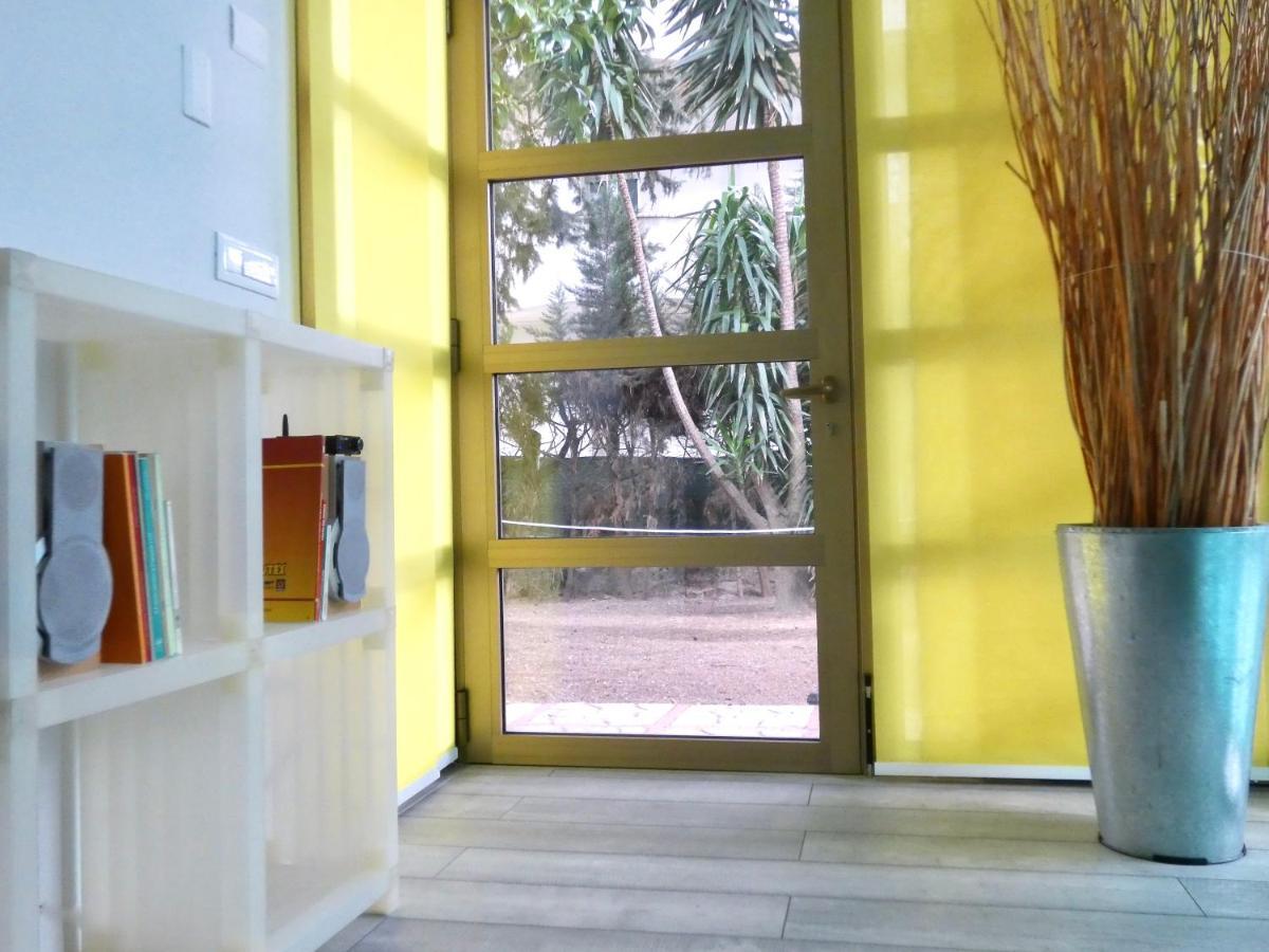 Buenretirope - Confortevoli Appartamentini Con Giardino Pescara Exterior photo